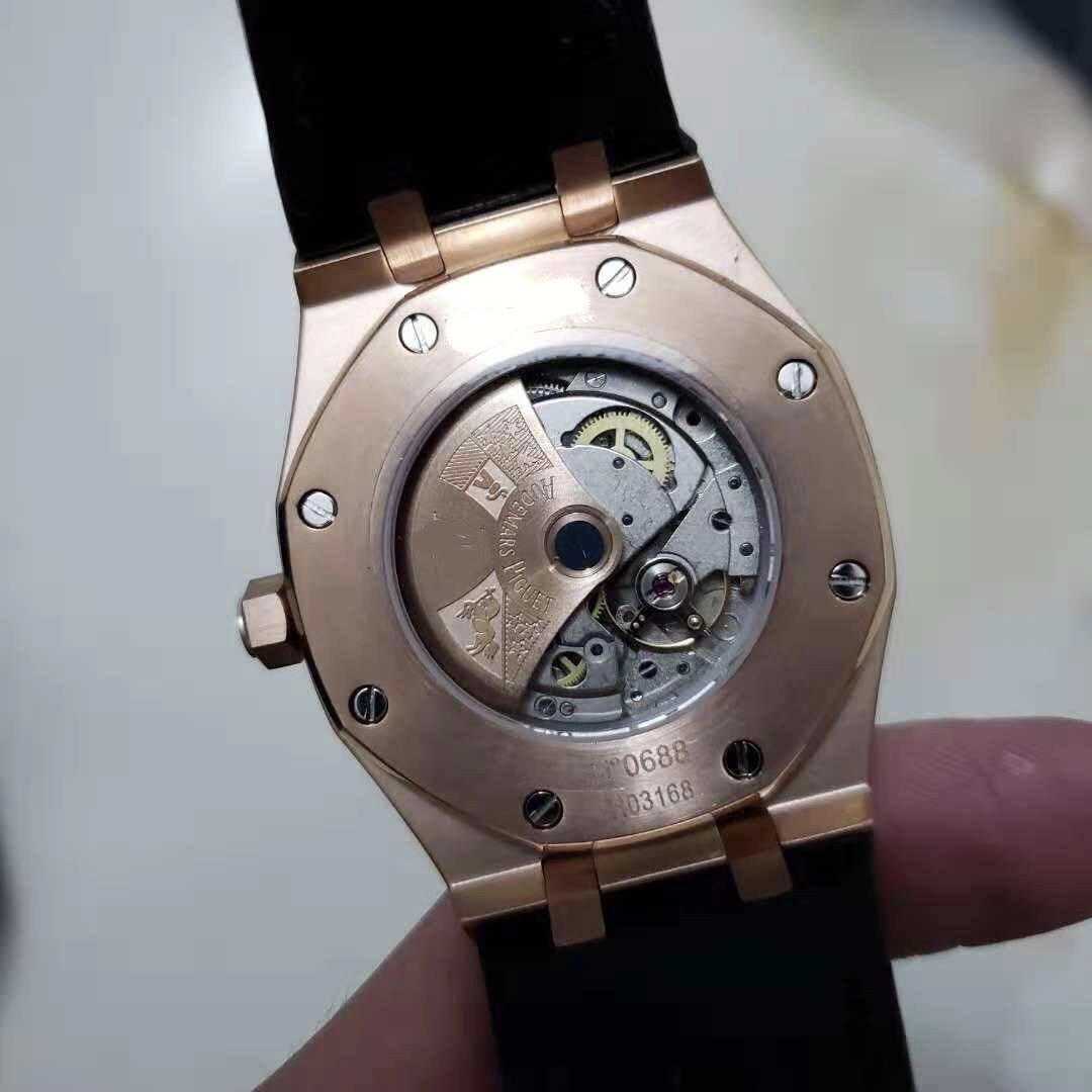 Best Swiss Clone Replica Royal Oak - SelfWinding Leather - Replica Swiss Clones Watches